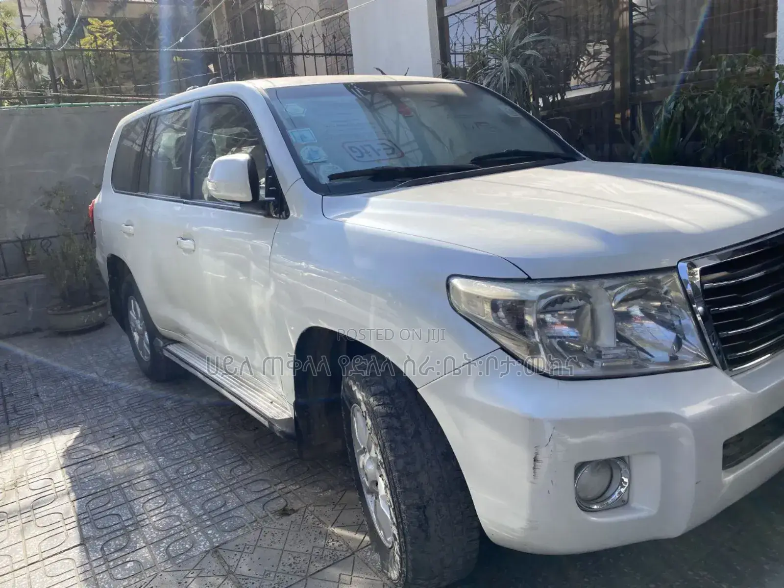 Toyota Land Cruiser 2013 Ivory