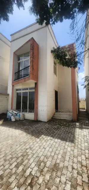 Furnished 5bdrm House in Ccd Real State, Oromia-Finfinne for sale