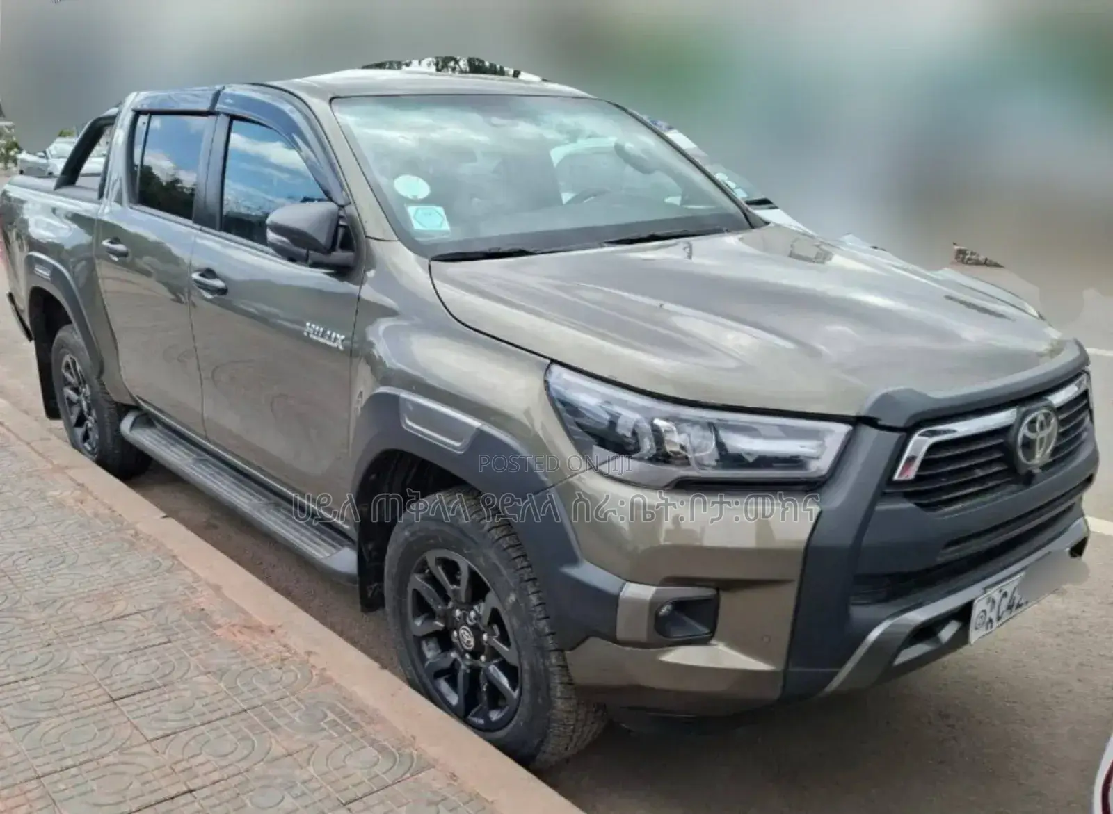 Toyota Hilux 2022 Green