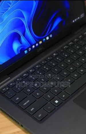 Photo - New Laptop Dell Latitude 5310 16GB Intel Core I7 SSD 1T