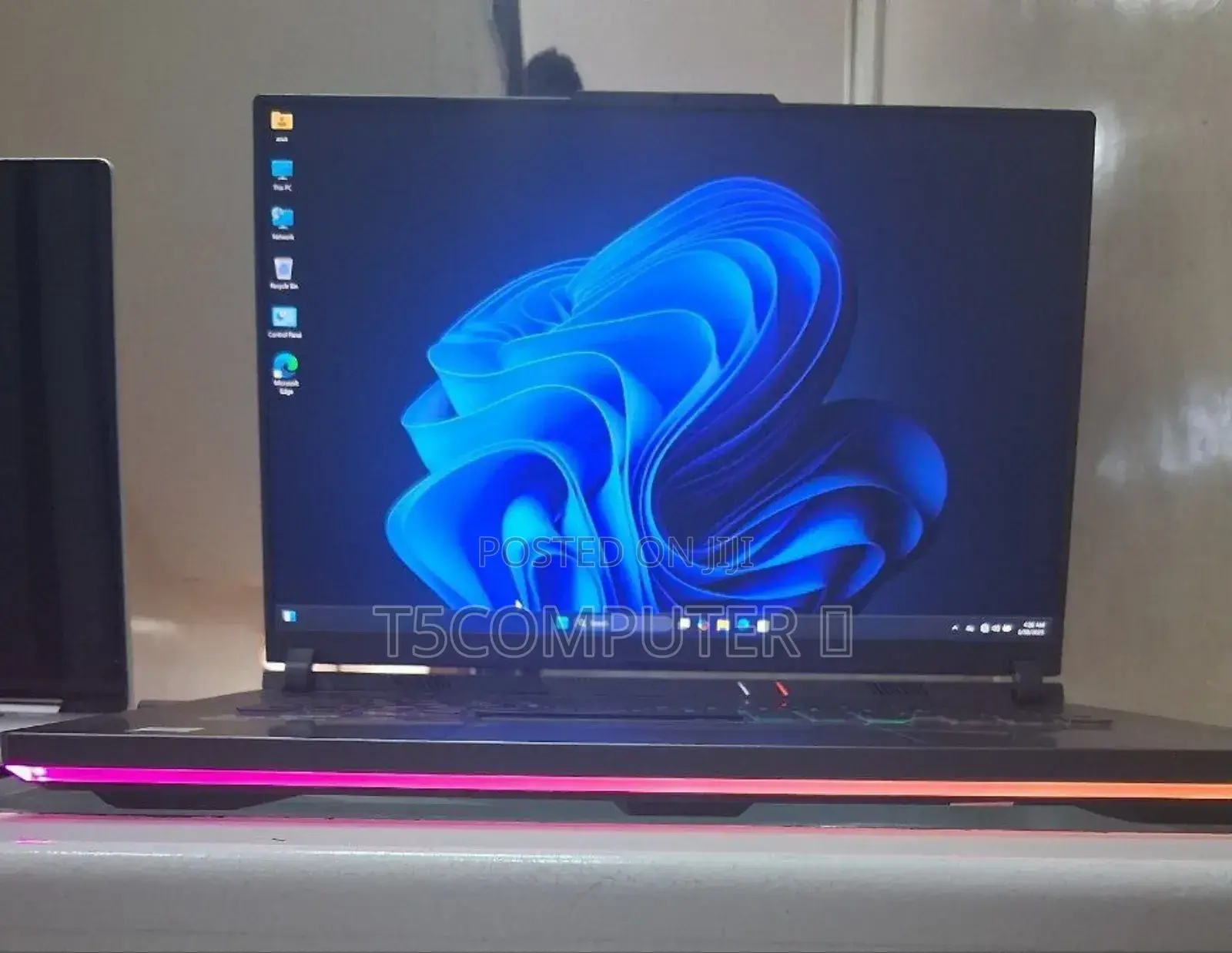 New Laptop Asus 16GB Intel Core I7 SSD 1T