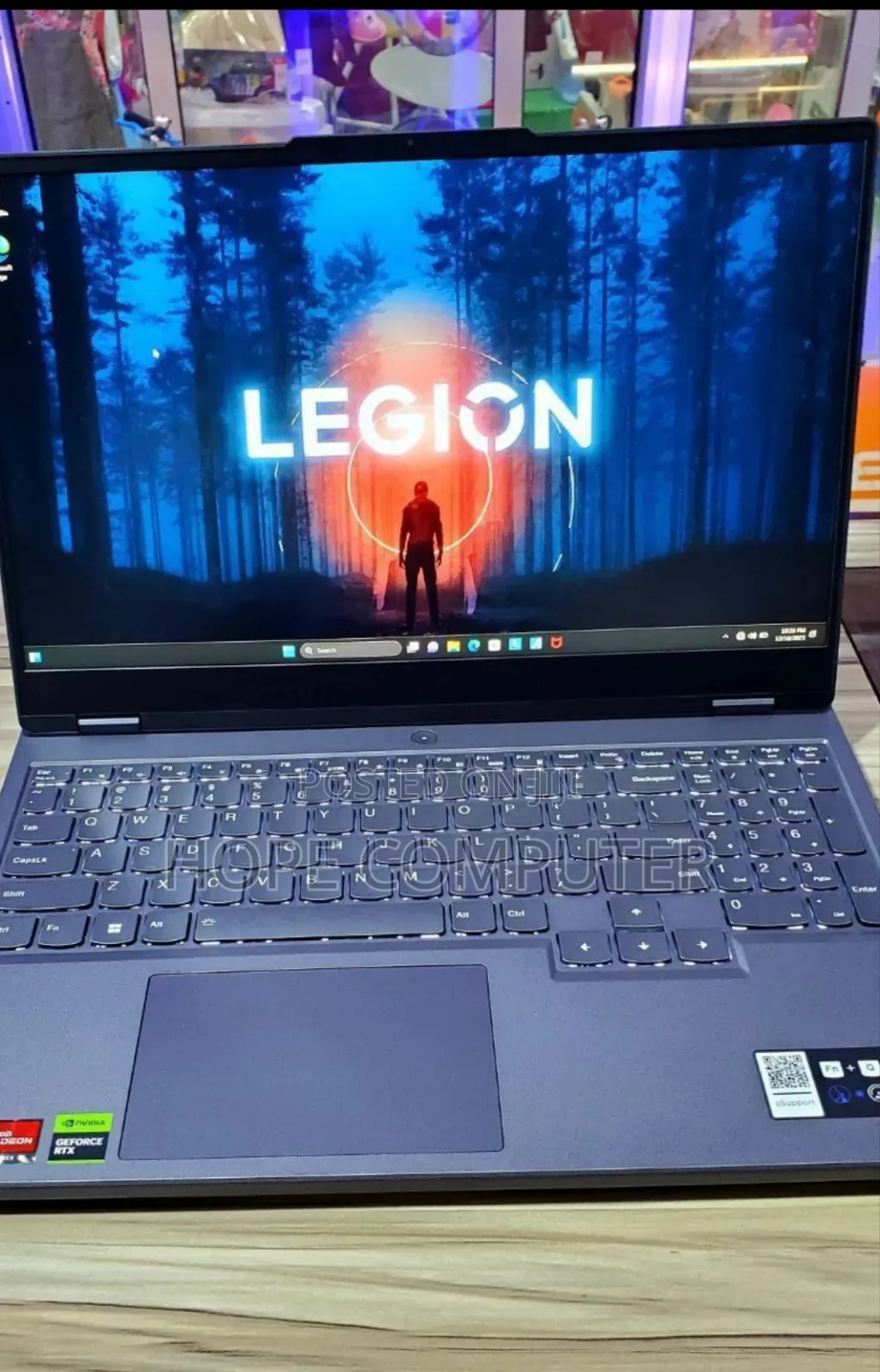 New Laptop Lenovo Legion 5 16GB AMD Ryzen 7 SSD 1T