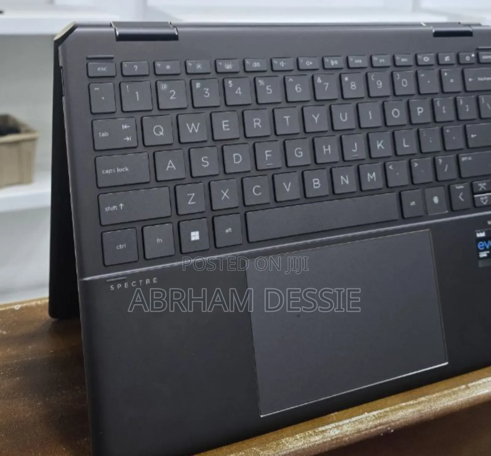 New Laptop HP Spectra 13 16GB Intel Core I7 SSD 2T