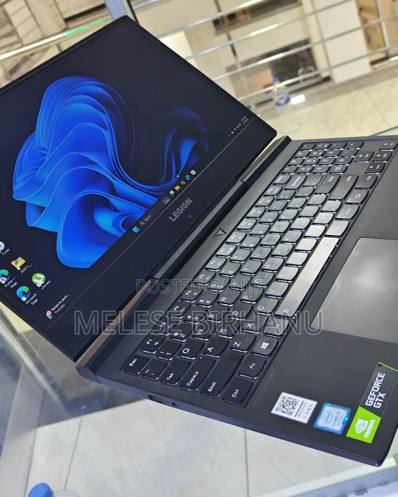 New Laptop Lenovo Legion Y730 16GB Intel Core I5 SSD 1T