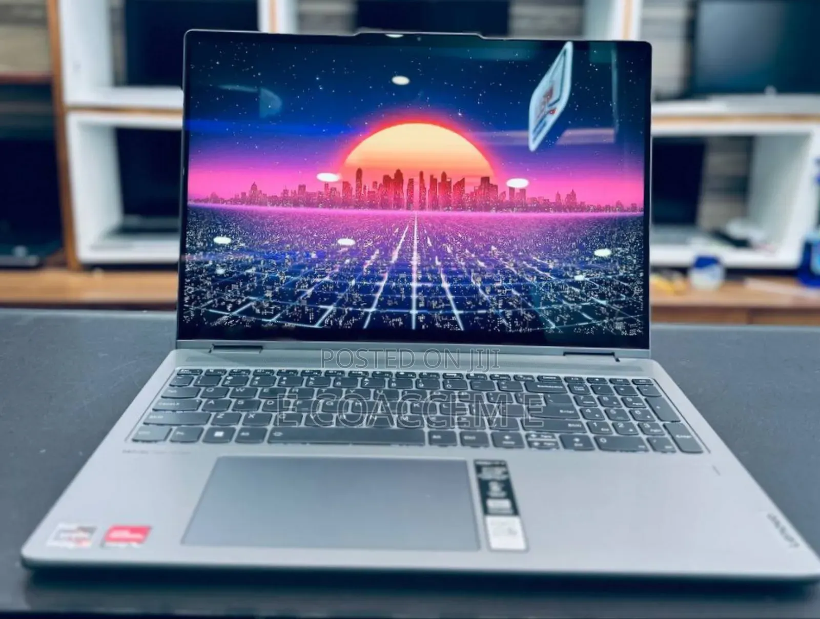 New Laptop Lenovo 8GB AMD Ryzen 5 SSD 512GB