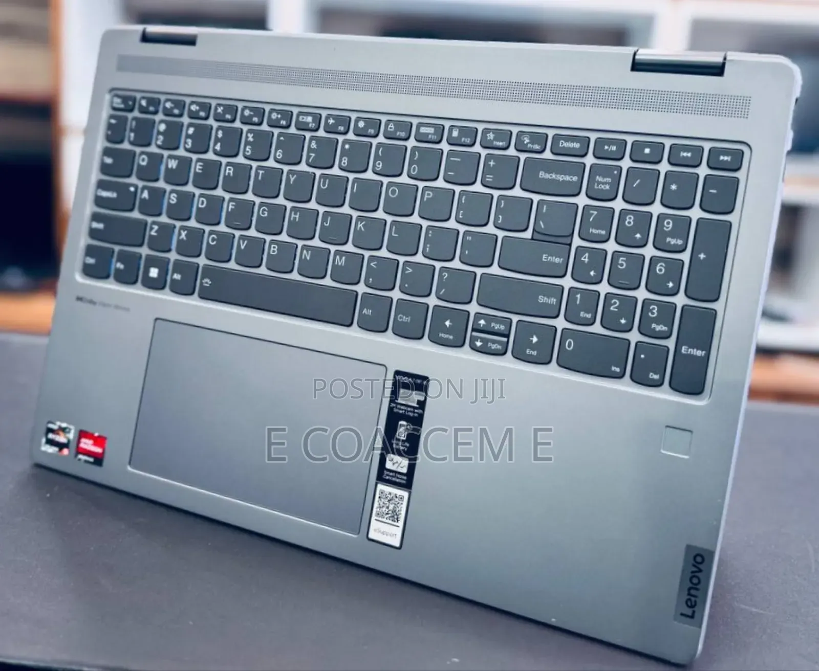 New Laptop Lenovo 8GB AMD Ryzen 5 SSD 512GB