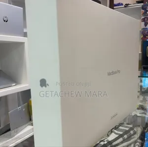 New Laptop Apple MacBook Pro M1 16GB Intel Core I7 SSD 1T