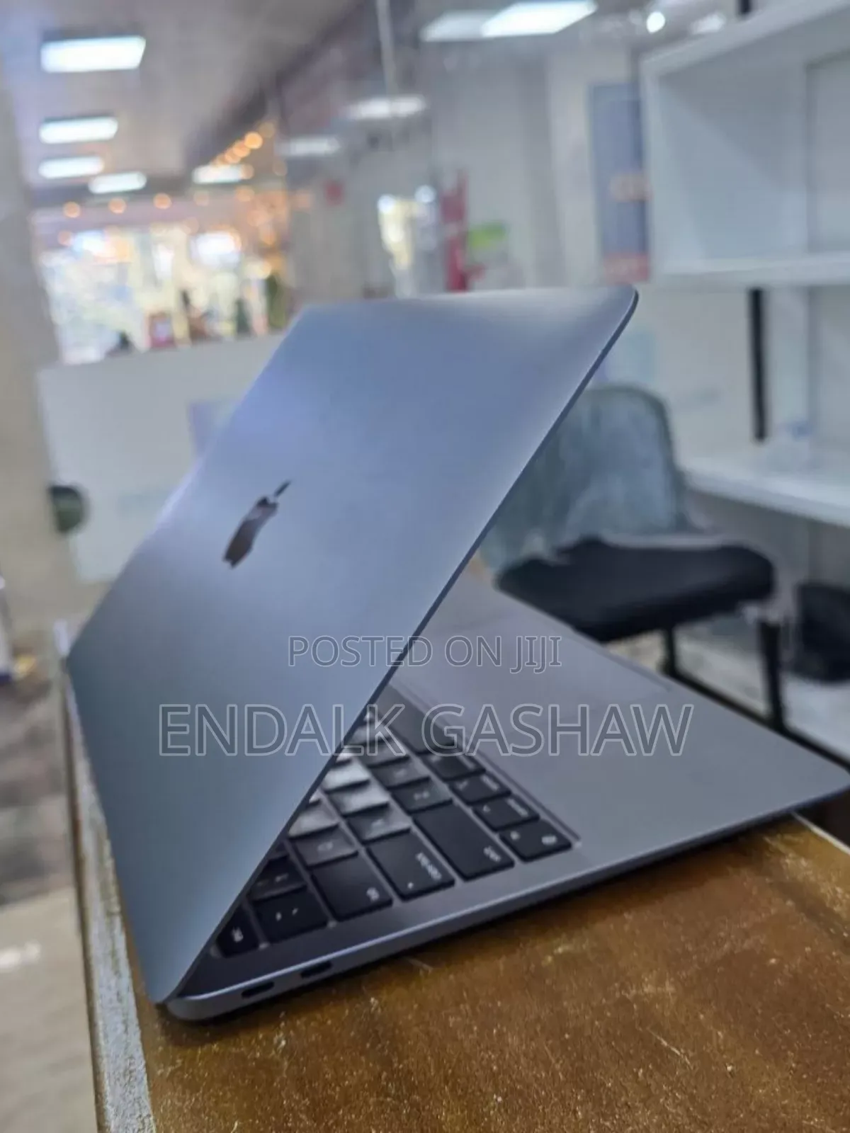 New Laptop Apple MacBook 8GB Intel Core I7 SSD 256GB