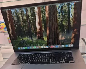 New Laptop Apple MacBook Pro M1 16GB Intel Core I7 SSD 512GB