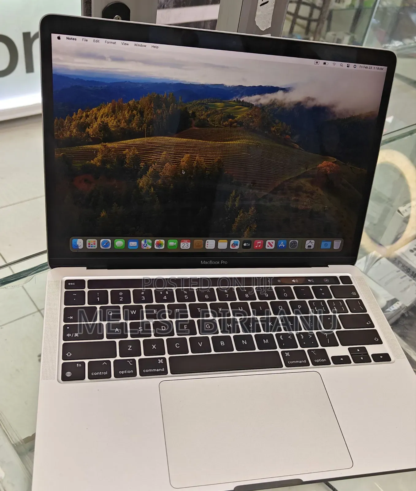 New Laptop Apple MacBook Pro M1 8GB Apple M1 Pro SSD 512GB