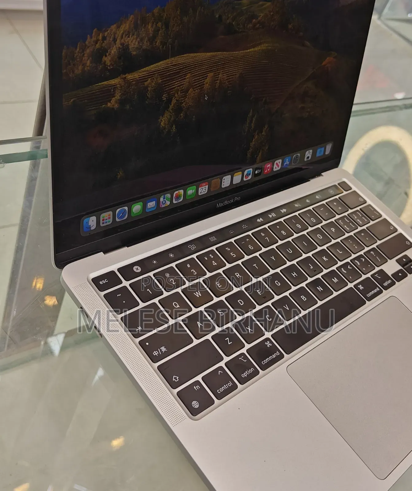 New Laptop Apple MacBook Pro M1 8GB Apple M1 Pro SSD 512GB
