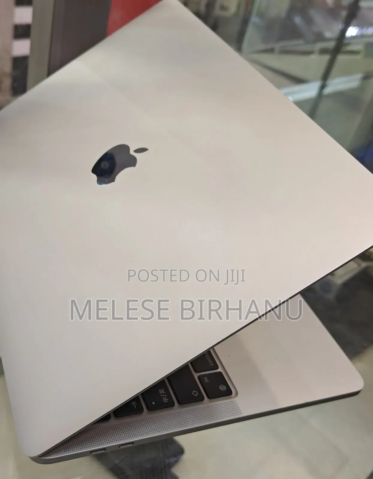 New Laptop Apple MacBook Pro M1 8GB Apple M1 Pro SSD 512GB