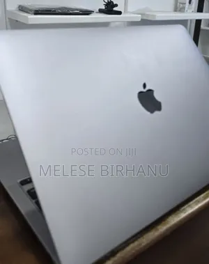 New Laptop Apple MacBook Pro M1 8GB Apple M1 SSD 256GB