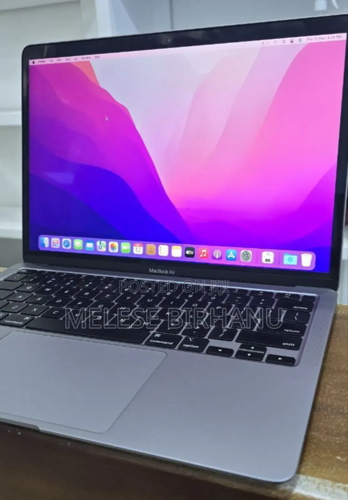New Laptop Apple MacBook Pro M1 8GB Apple M1 SSD 256GB