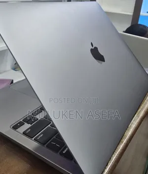 New Laptop Apple MacBook Air 2020 M1 8GB Intel Core I7 SSD 256GB
