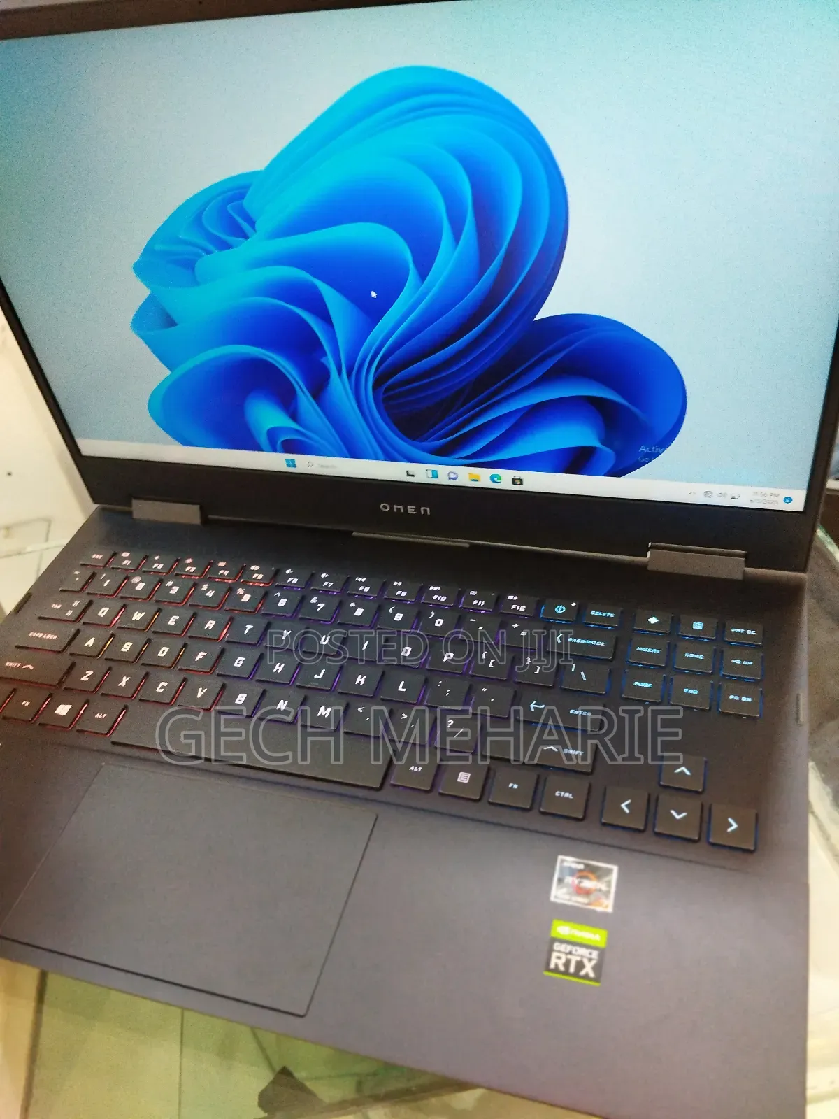 New Laptop HP Omen 15 16GB AMD Ryzen 7 SSD 512GB