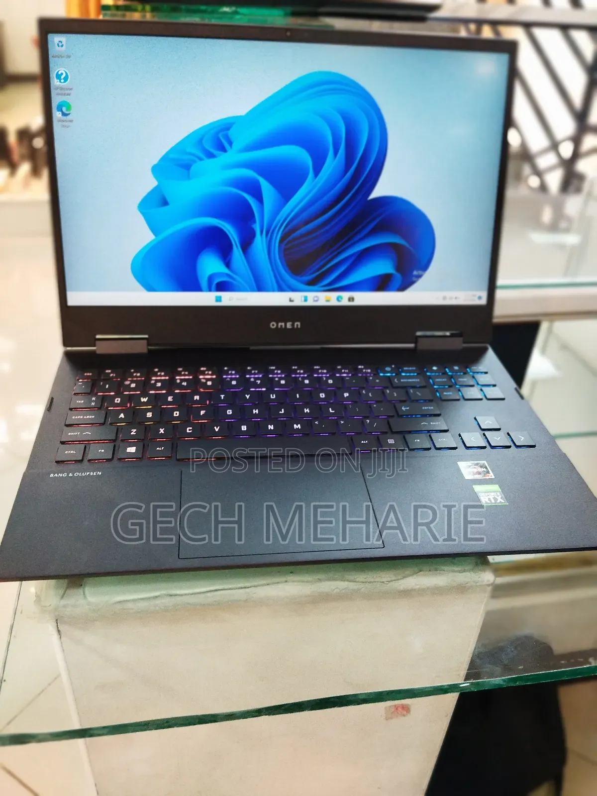 New Laptop HP Omen 15 16GB AMD Ryzen 7 SSD 512GB