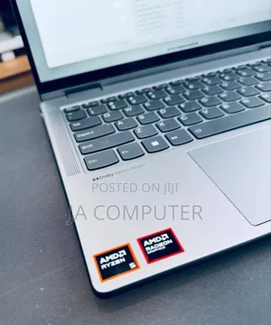 New Laptop Lenovo Yoga 7i 8GB AMD Ryzen 5 SSD 512GB