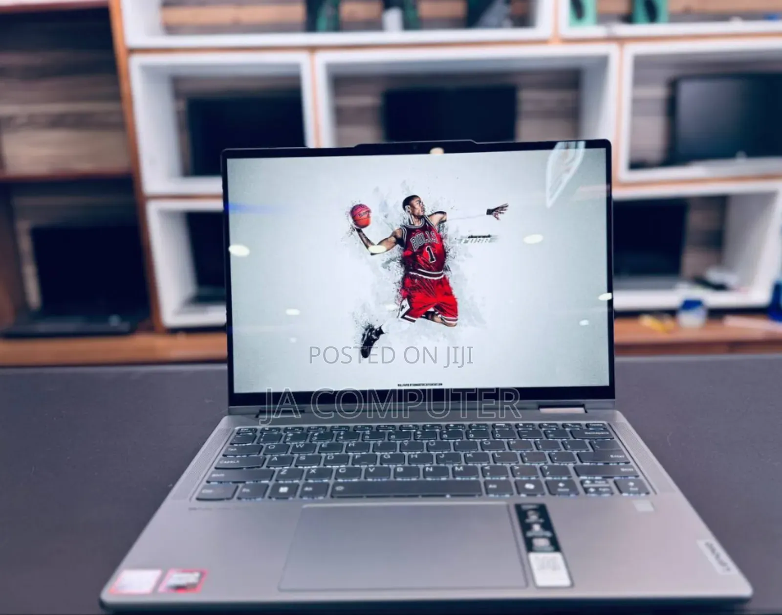 New Laptop Lenovo Yoga 7i 8GB AMD Ryzen 5 SSD 512GB