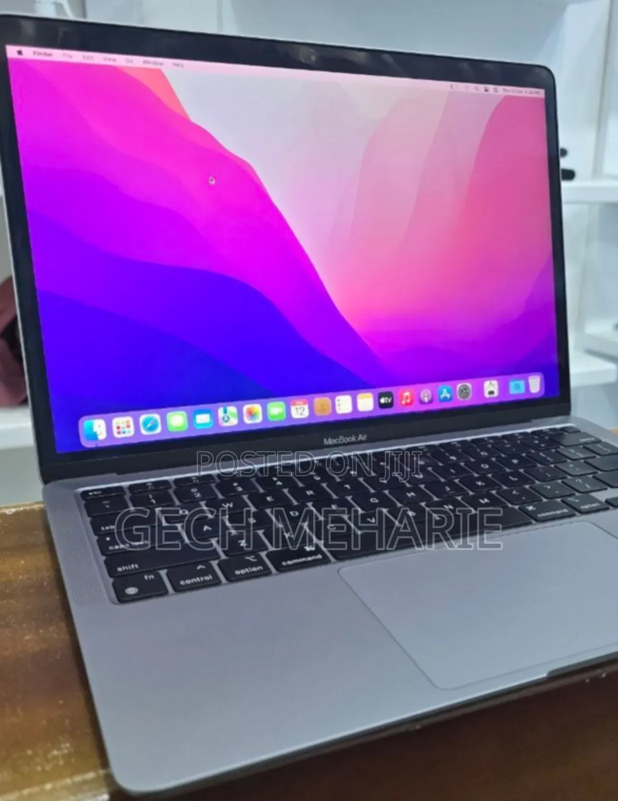 New Laptop Apple MacBook Air 2020 M1 8GB Apple M1 SSD 256GB