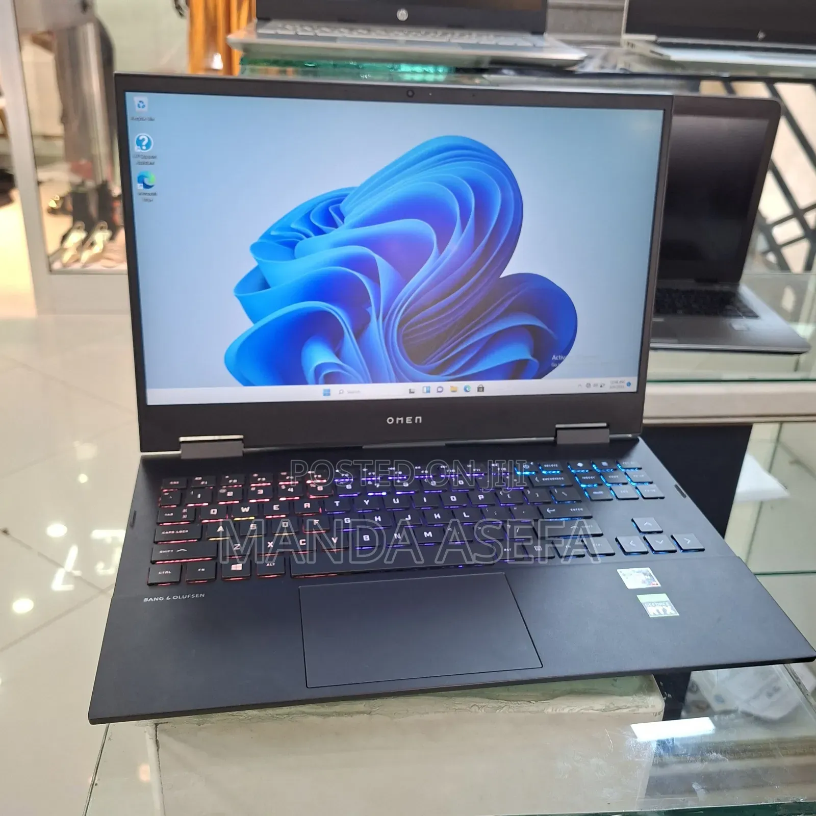 New Laptop HP Omen 16 16GB AMD Ryzen 7 SSD 512GB