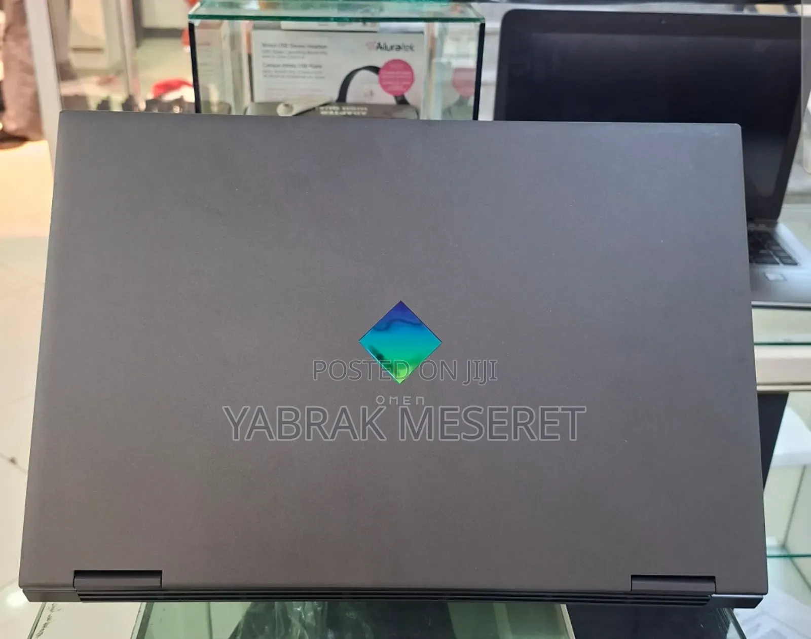 New Laptop HP Omen 15 16GB AMD Ryzen 7 SSD 512GB