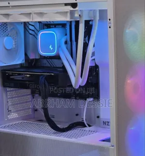 New Desktop Computer Dell Alienware Area-51 32GB Intel Core I7 SSD 1T