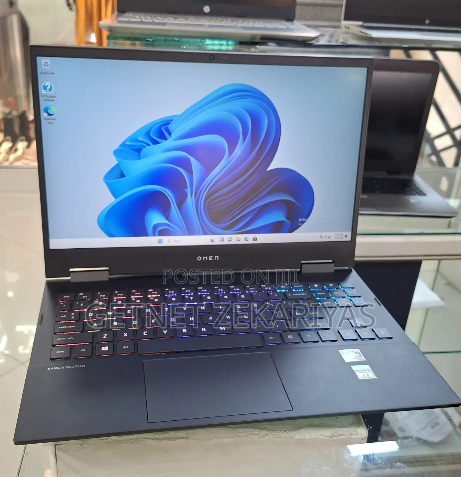 New Laptop HP Omen 15 16GB AMD Ryzen 7 SSD 512GB