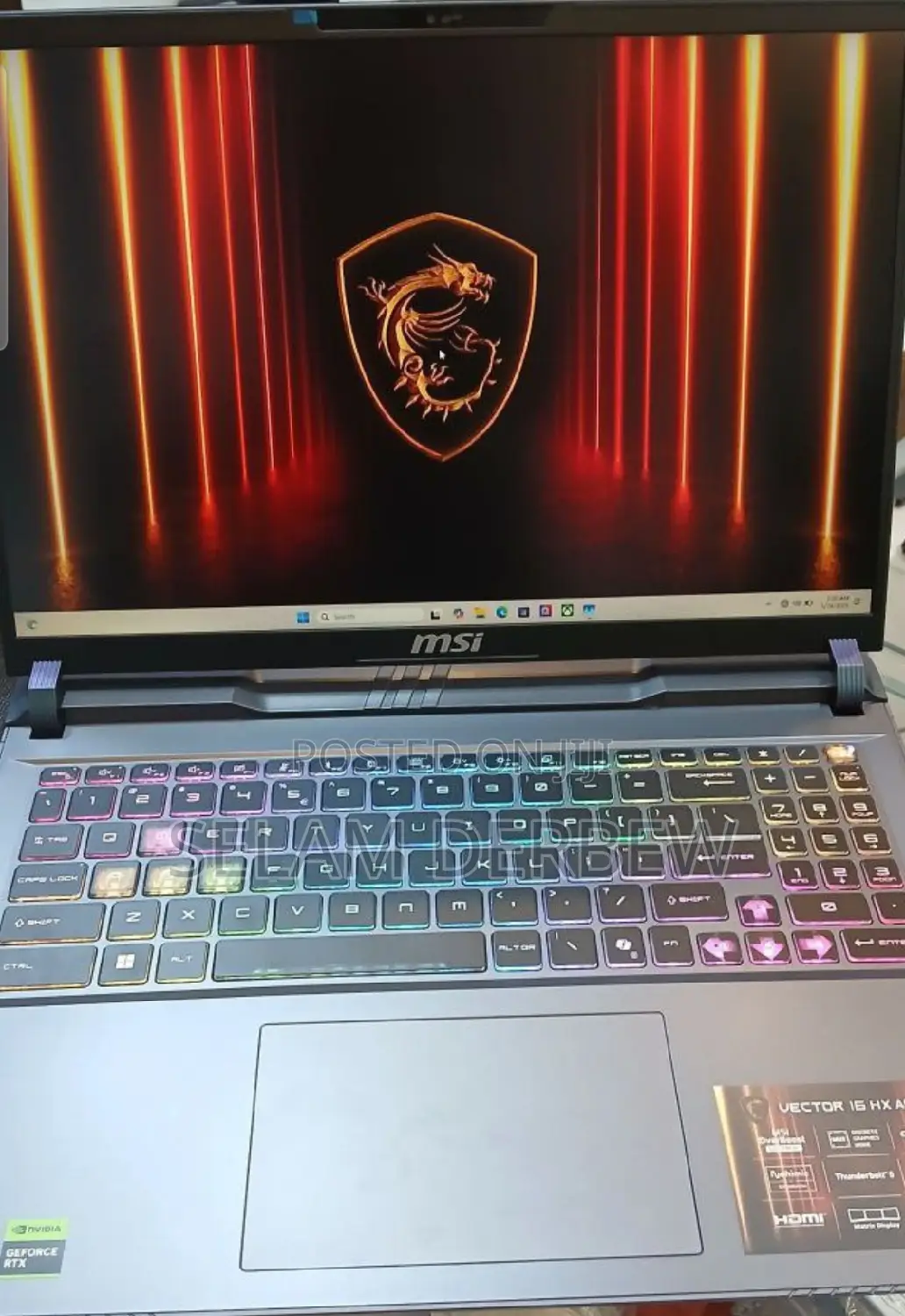 New Laptop MSI Vector 17 HX AI A2XWJG 16GB AMD Ryzen 7 SSD 1T