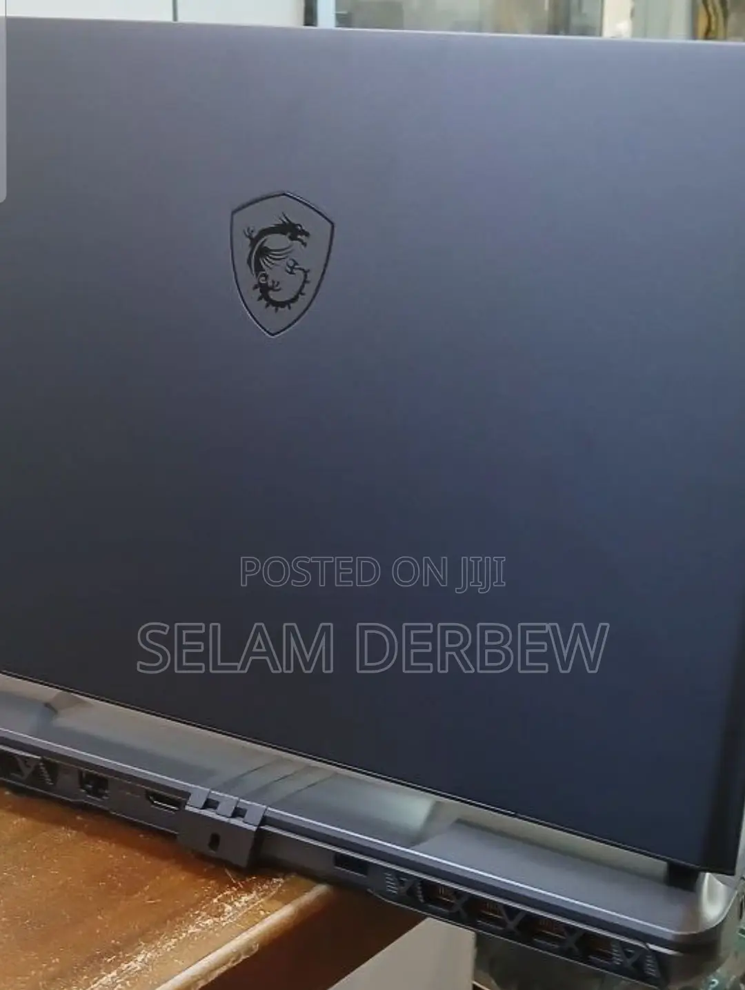 New Laptop MSI Vector 17 HX AI A2XWJG 16GB AMD Ryzen 7 SSD 1T