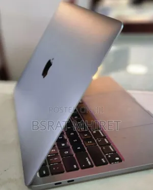 New Laptop Apple MacBook Pro 2019 16GB Apple M1 SSD 1T