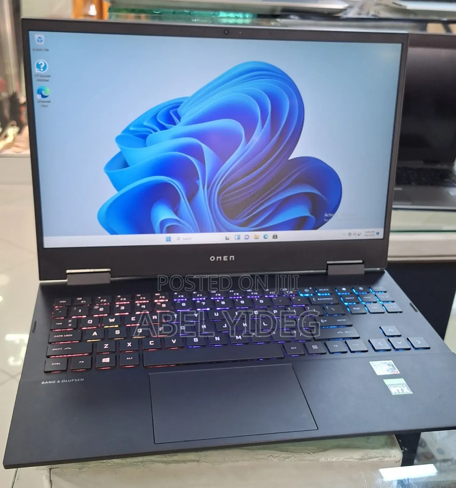 New Laptop HP Omen 15 16GB AMD Ryzen 7 SSD 512GB