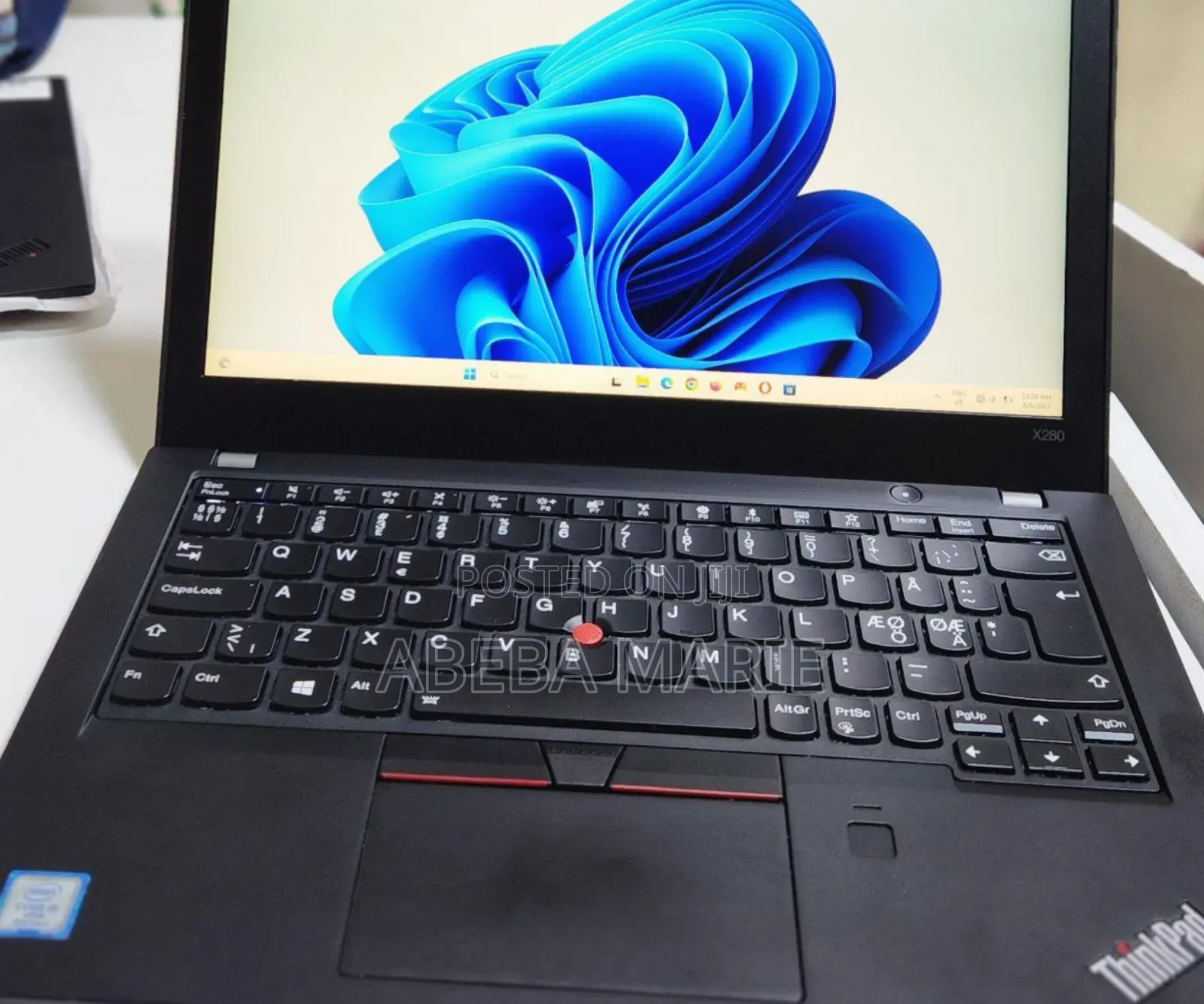 New Laptop Lenovo ThinkPad X280 16GB Intel Core I5 SSD 256GB