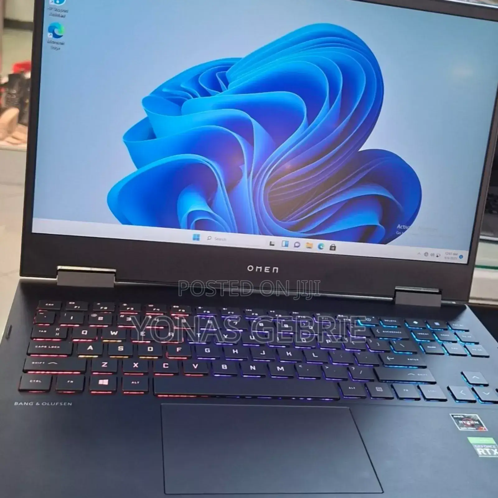 New Laptop HP Omen 15 16GB AMD Ryzen 7 SSD 512GB