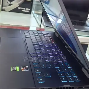 New Laptop HP Omen 15 16GB AMD Ryzen 7 SSD 512GB