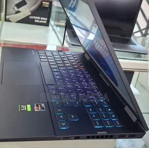 New Laptop HP Omen 15 16GB AMD Ryzen 7 SSD 512GB