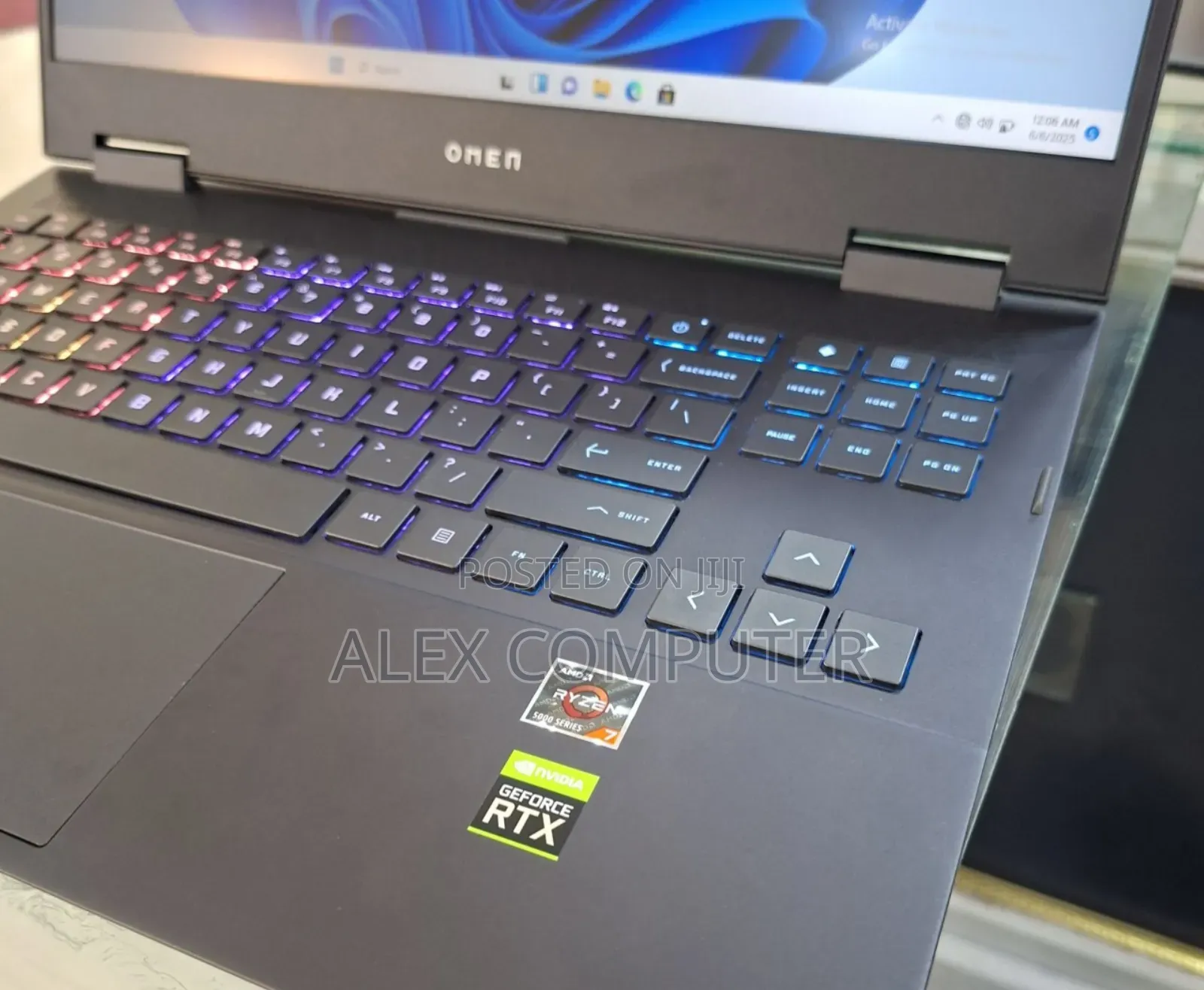 New Laptop HP Omen 15 16GB AMD Ryzen 7 SSD 512GB