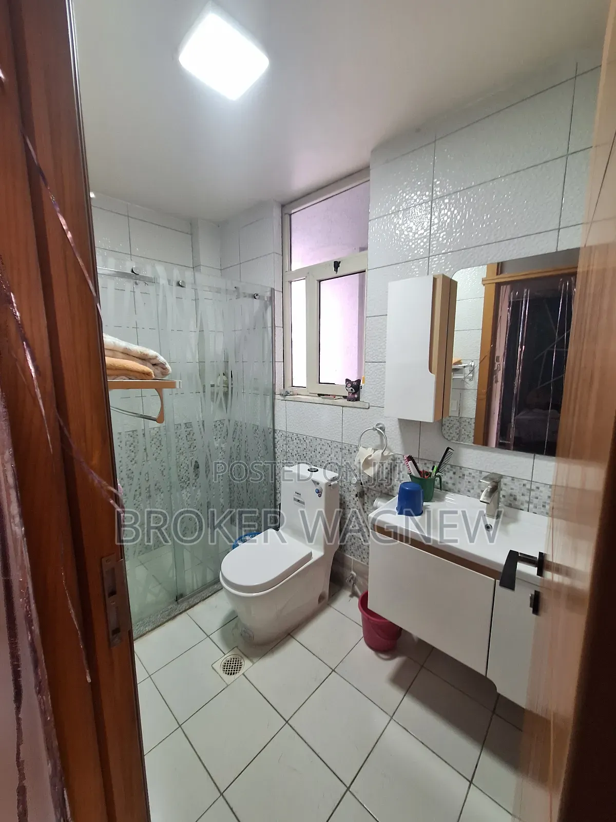 4bdrm House in Yeka for rent