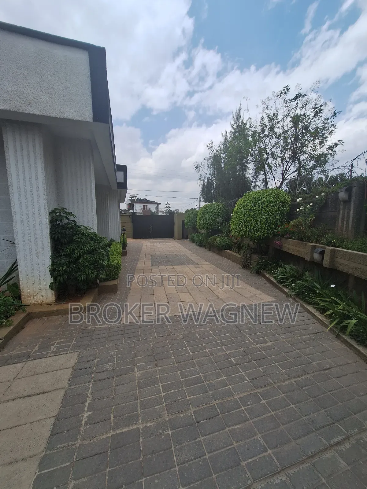 3bdrm Villa in Kirkos for sale