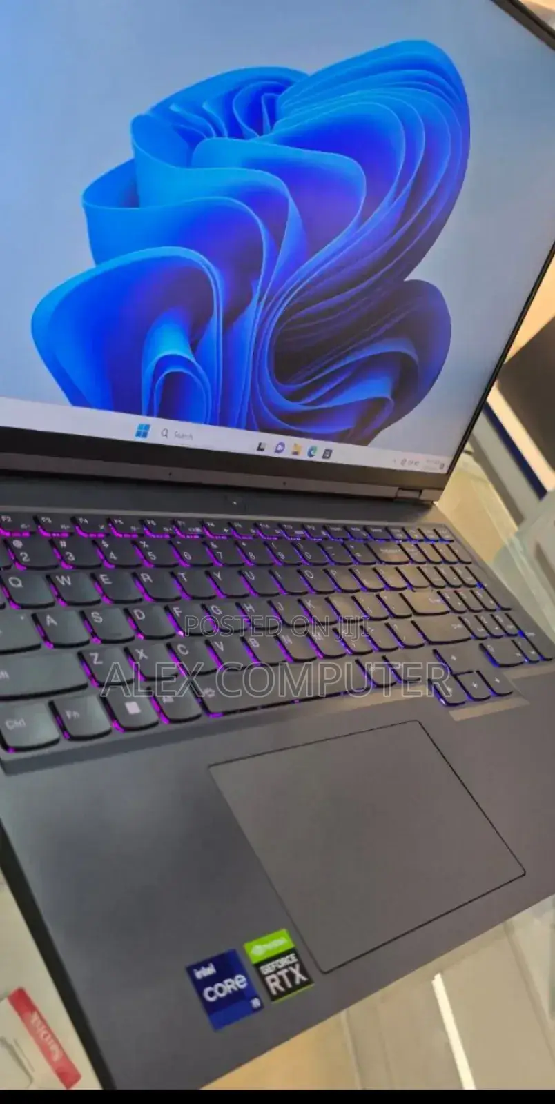 New Laptop Lenovo Legion 5 16GB Intel Core I9 SSD 1T