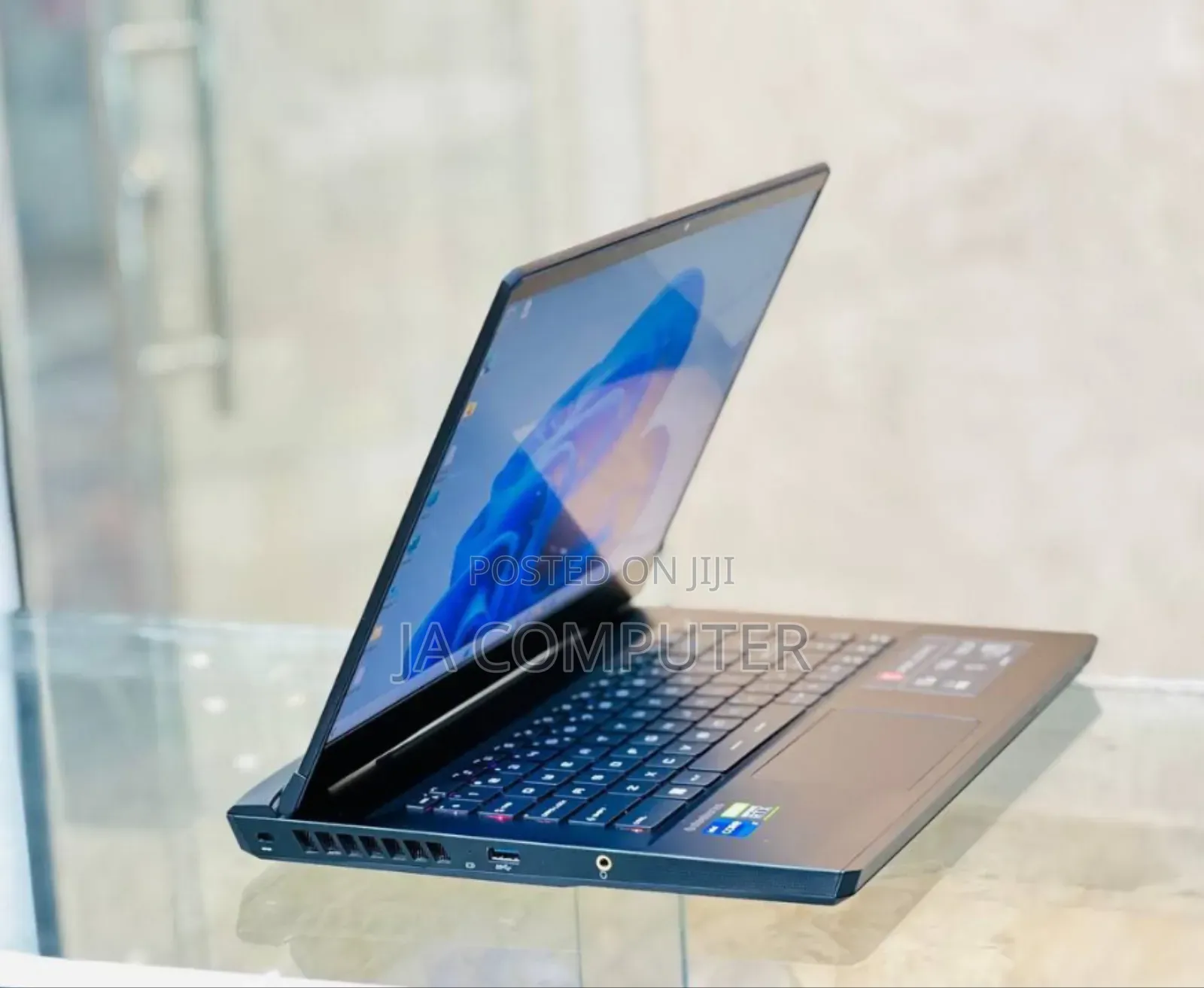 New Laptop MSI 16GB Intel Core I7 SSD 1T