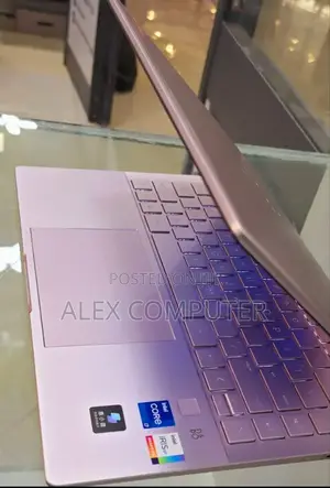 New Laptop HP Pavilion 14 16GB Intel Core I7 SSD 1T