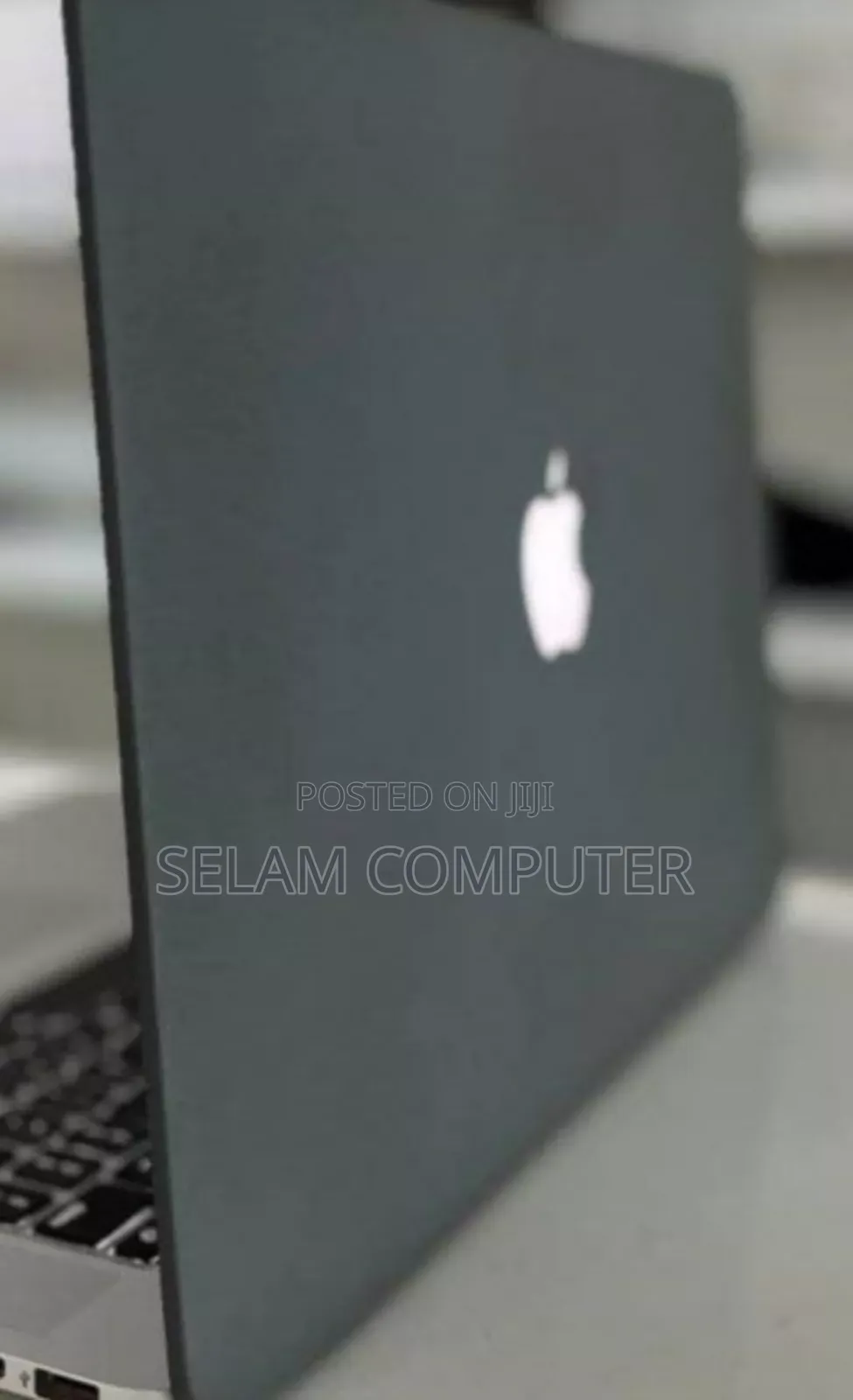 New Laptop Apple MacBook Pro 2015 16GB Intel Core I7 SSD 256GB