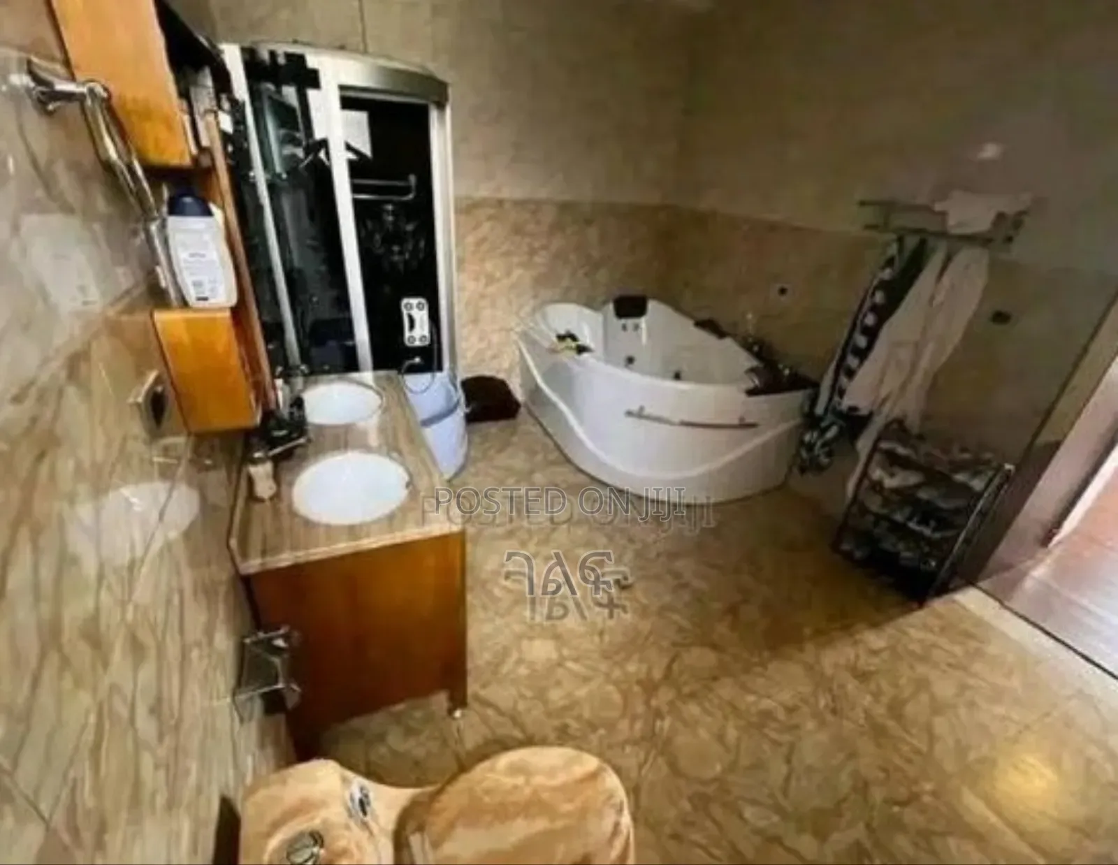 5bdrm House in ፍየል ቤት 94 ካሬ ማህበር, Bole for sale