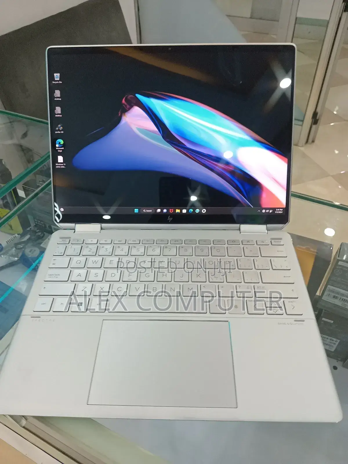 New Laptop HP Spectre 14 16GB Intel Core Ultra 7 SSD 1T