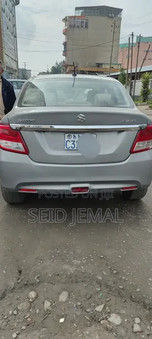 Suzuki Dzire 2022 Gray