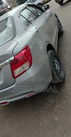Suzuki Dzire 2022 Gray