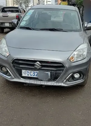 Photo - Suzuki Dzire 2022 Gray