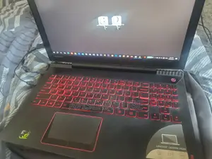 Laptop Lenovo Legion Y520 16GB Intel Core I7 HDD+SSD 1T