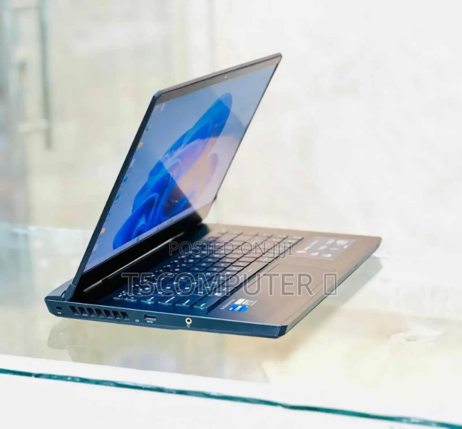 New Laptop MSI 16GB Intel Core I7 SSD 1T
